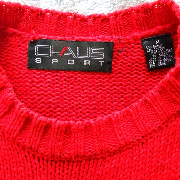 Vintage Christmas Sweater - Picture 2 of 3